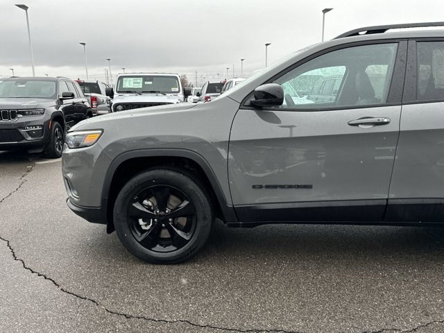 2023 Jeep Cherokee Altitude Lux