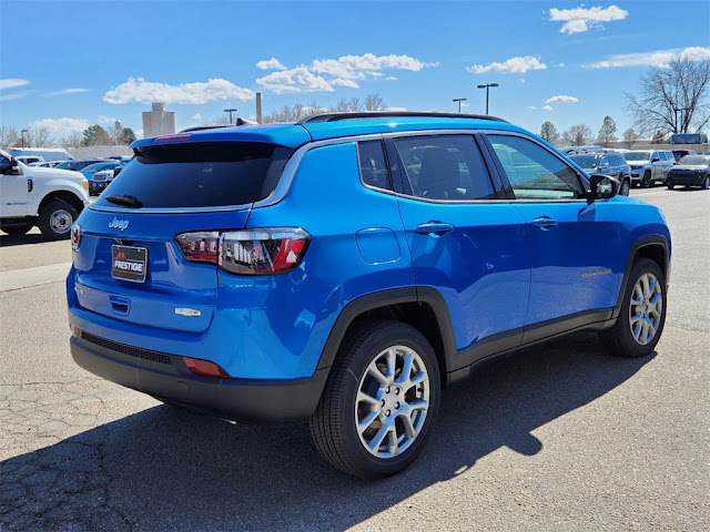 2024 Jeep Compass Latitude Lux