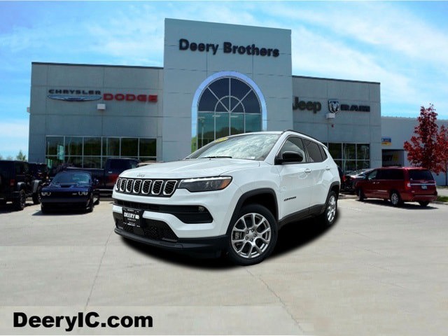 2024 Jeep Compass LATITUDE LUX 4X4