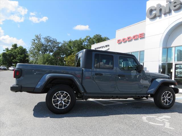 2024 Jeep Gladiator Sport S