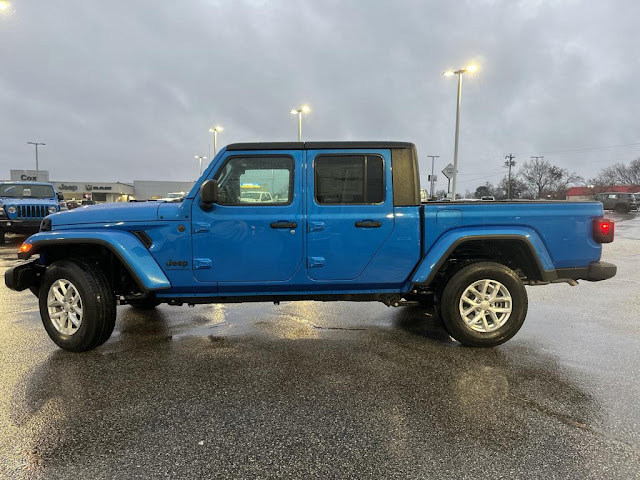 2023 Jeep Gladiator Sport S 4x4