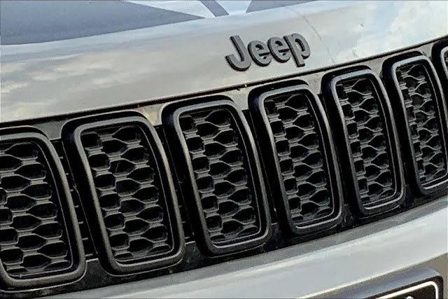 2021 Jeep Grand Cherokee Freedom