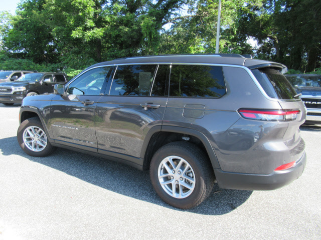 2021 Jeep Grand Cherokee L Laredo