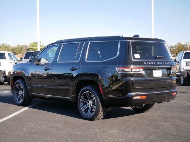 2023 Jeep Grand Wagoneer BASE