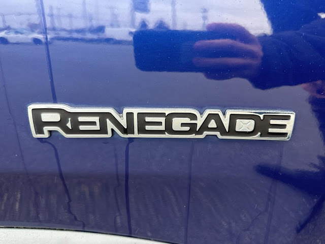 2016 Jeep Renegade Latitude FWD