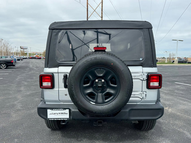 2022 Jeep Wrangler Sport