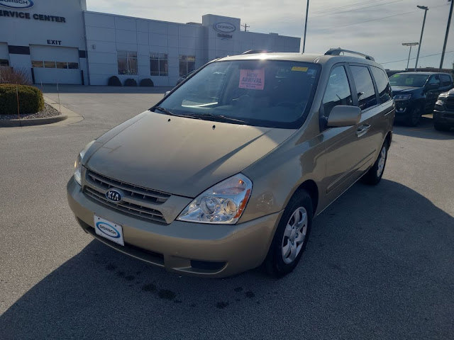 2010 Kia Sedona LX