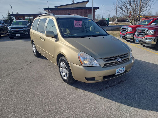 2010 Kia Sedona LX