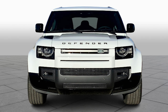 2024 Land Rover Defender Outbound