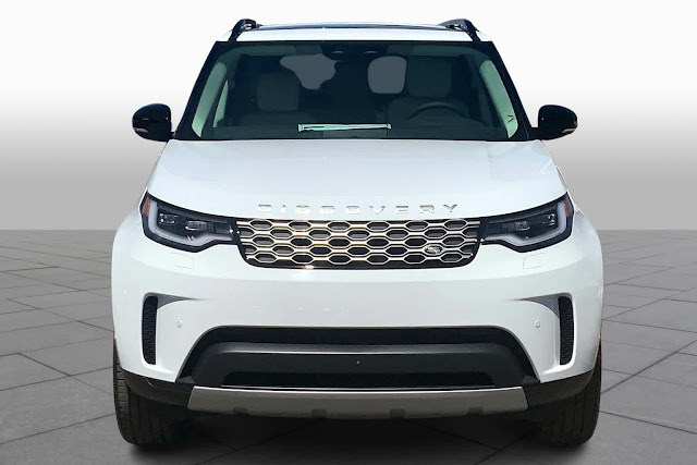 2024 Land Rover Discovery S