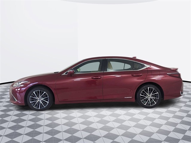 2022 Lexus ES 300h