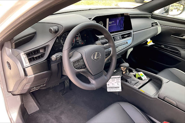 2024 Lexus ES Base