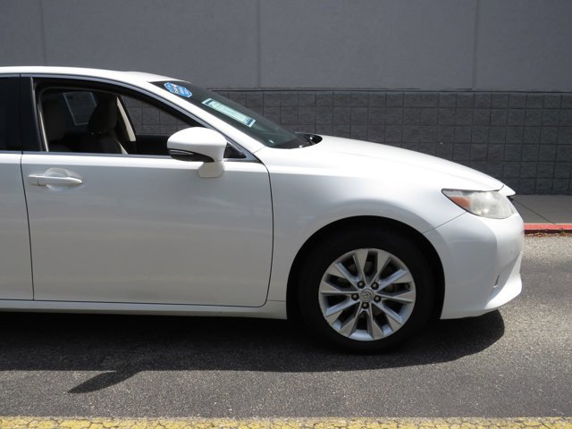 2013 Lexus ES 300h Hybrid