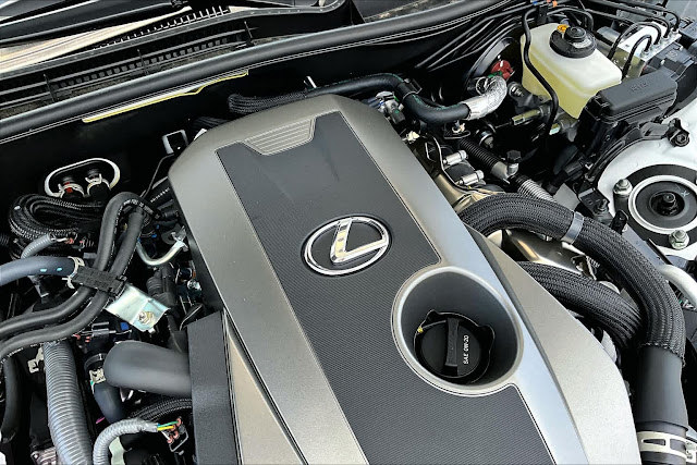 2024 Lexus IS Base