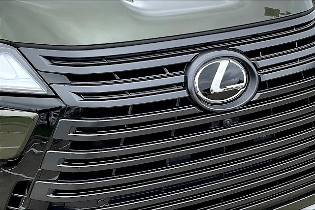 2024 Lexus LX LX 600 Luxury