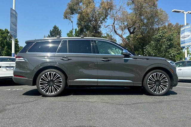 2020 Lincoln Aviator Black Label