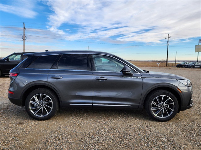 2023 Lincoln Corsair Standard