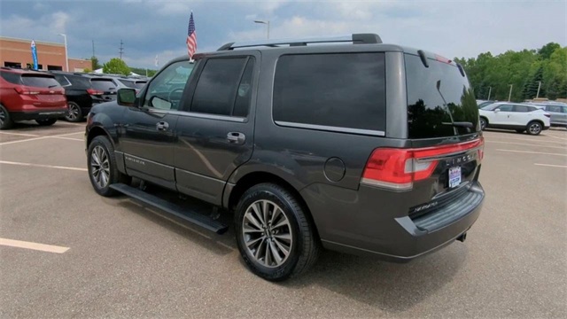 2016 Lincoln Navigator Select