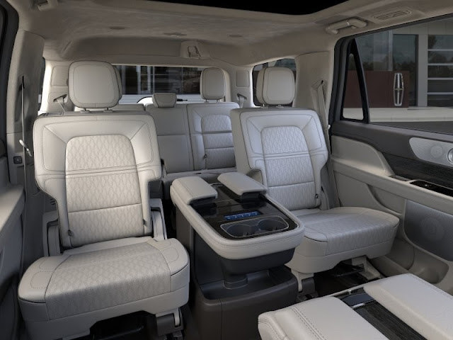 2024 Lincoln Navigator Black Label