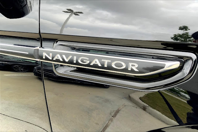 2021 Lincoln Navigator L Black Label