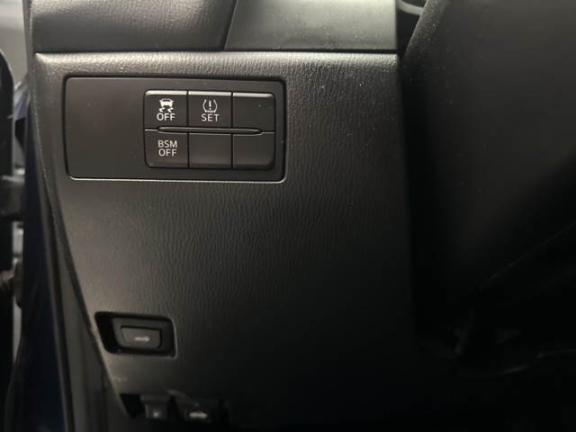 2014 Mazda MAZDA3 i Touring
