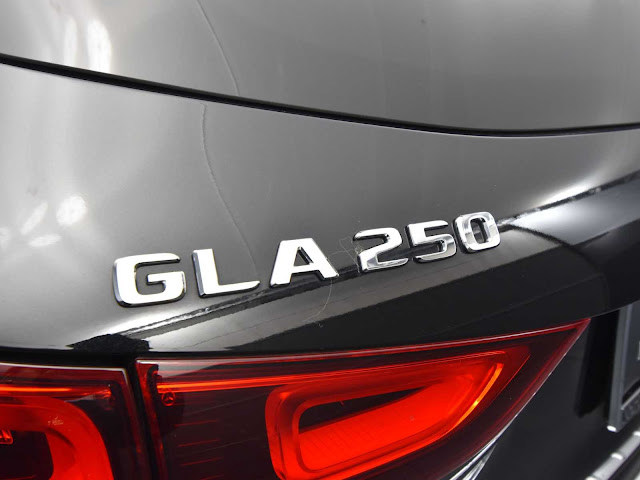 2023 Mercedes Benz GLA 250