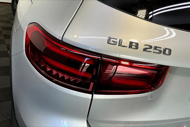 2024 Mercedes Benz GLB GLB 250