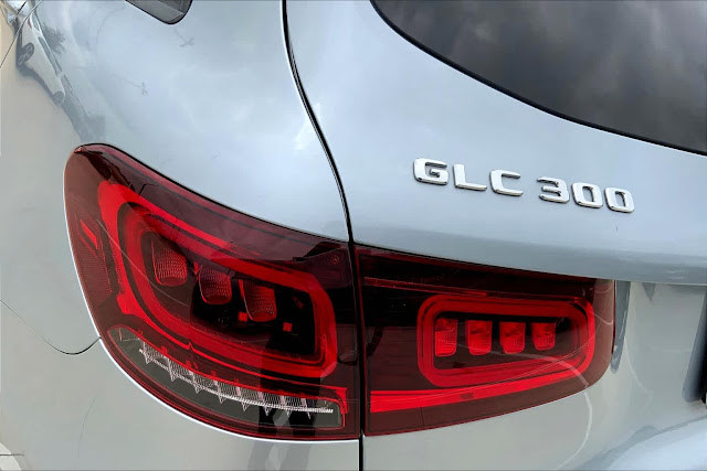 2021 Mercedes Benz GLC GLC 300