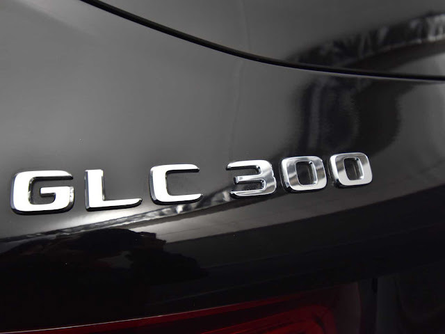 2020 Mercedes Benz GLC 300