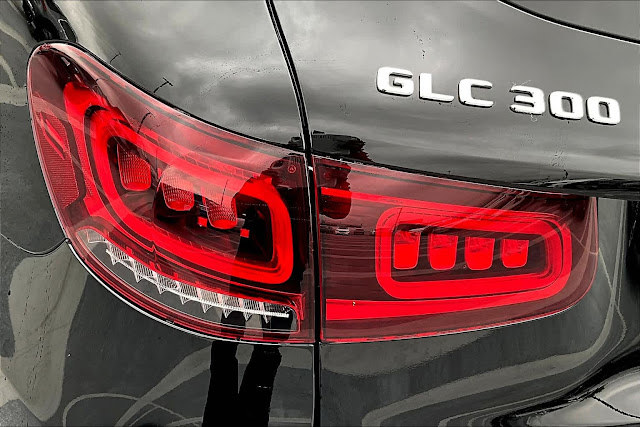 2021 Mercedes Benz GLC GLC 300