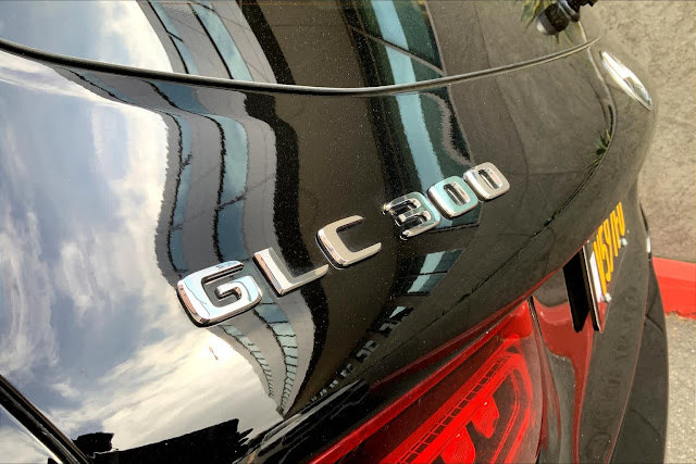 2021 Mercedes Benz GLC GLC 300