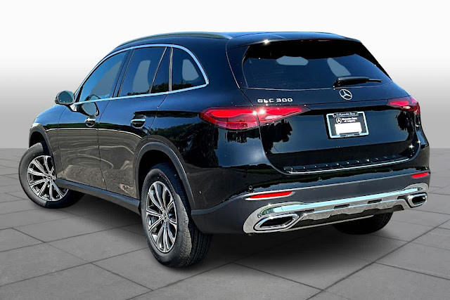 2024 Mercedes Benz GLC GLC 300