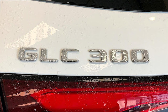 2024 Mercedes Benz GLC GLC 300