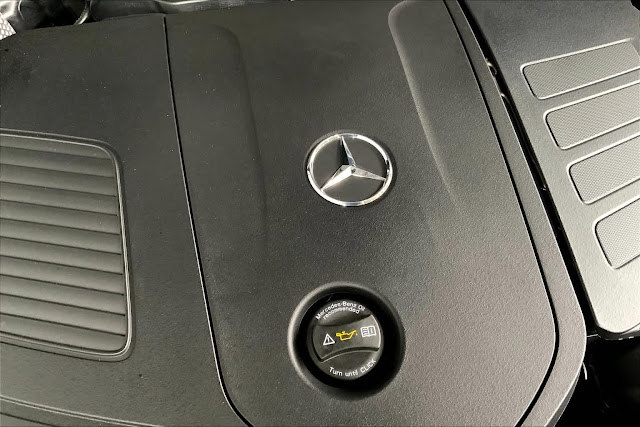 2024 Mercedes Benz GLC GLC 300