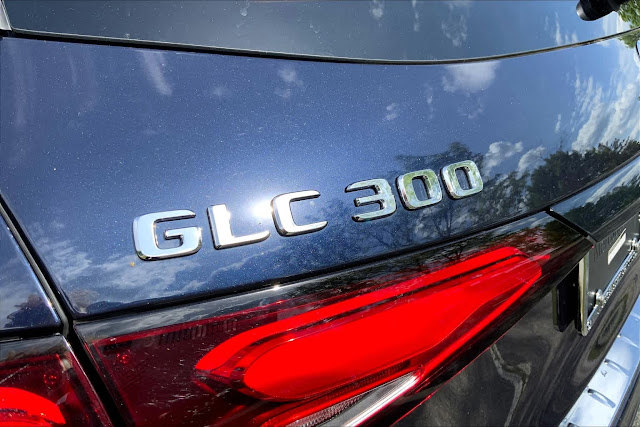 2023 Mercedes Benz GLC GLC 300