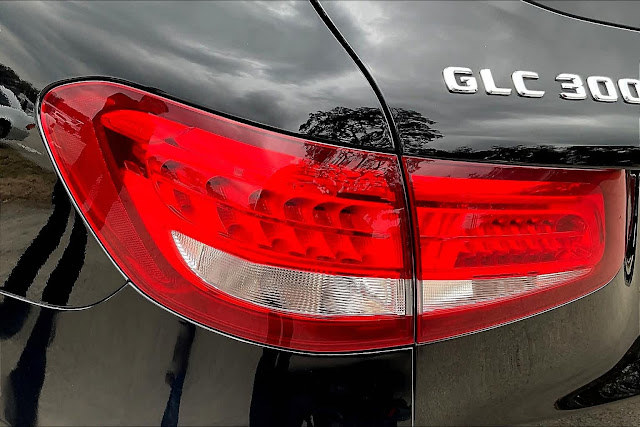 2016 Mercedes Benz GLC GLC 300