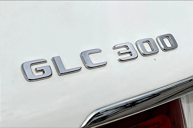 2018 Mercedes Benz GLC GLC 300