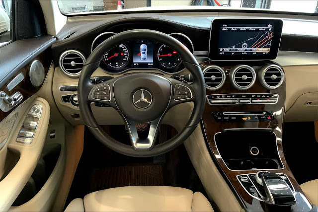 2018 Mercedes Benz GLC GLC 300