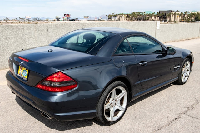 2011 Mercedes Benz SL-Class 2dr Roadster SL 550