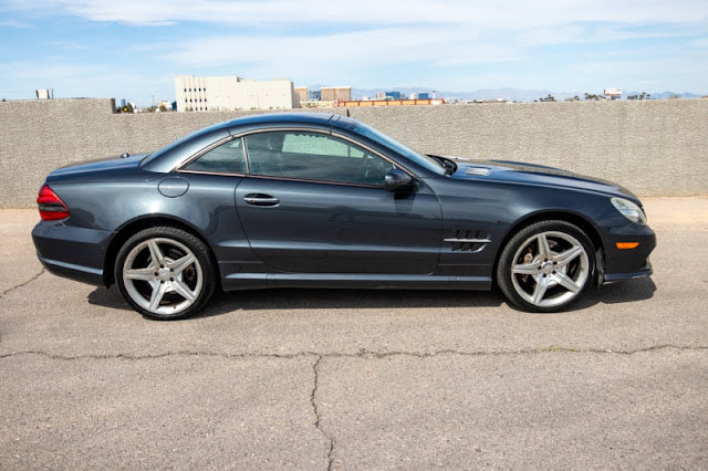 2011 Mercedes Benz SL-Class 2dr Roadster SL 550