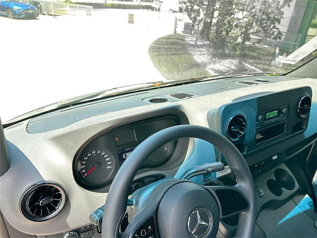 2021 Mercedes Benz Sprinter 3500 Cargo 170 WB