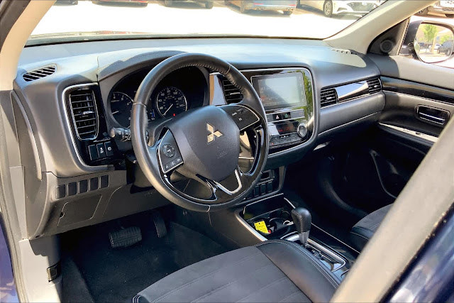 2019 Mitsubishi Outlander SE