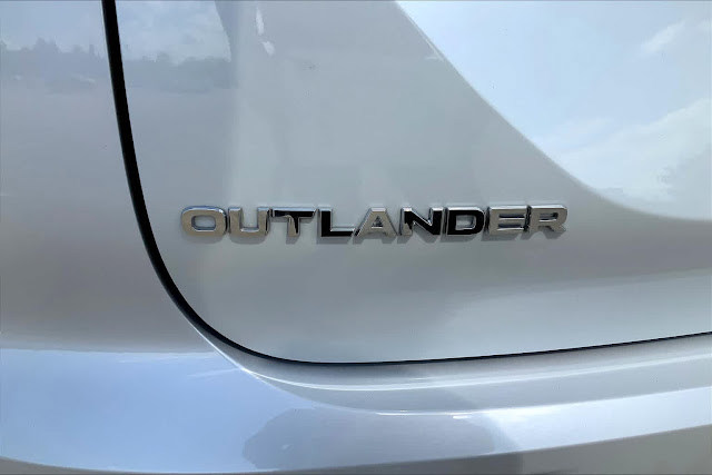 2022 Mitsubishi Outlander SEL Special Edition