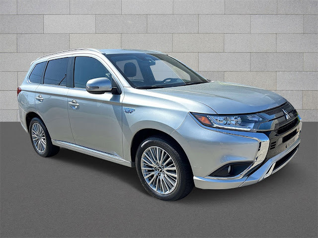 2022 Mitsubishi Outlander PHEV SEL