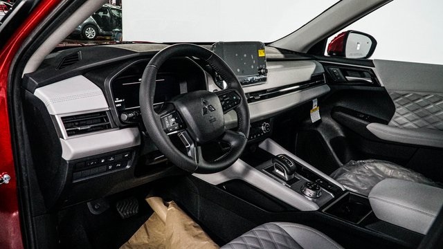 2023 Mitsubishi Outlander PHEV SEL