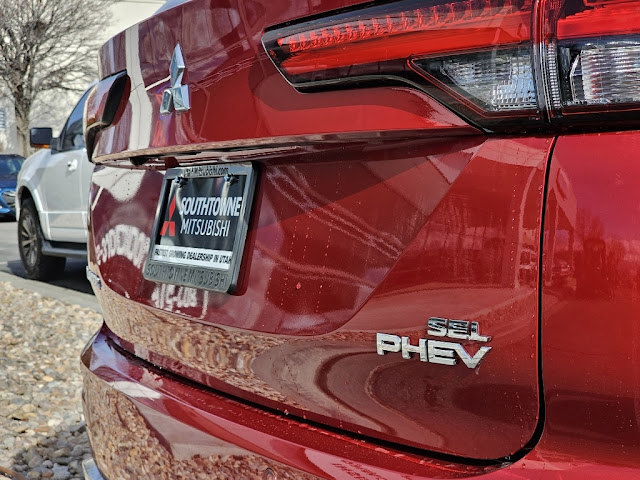 2024 Mitsubishi Outlander PHEV SEL