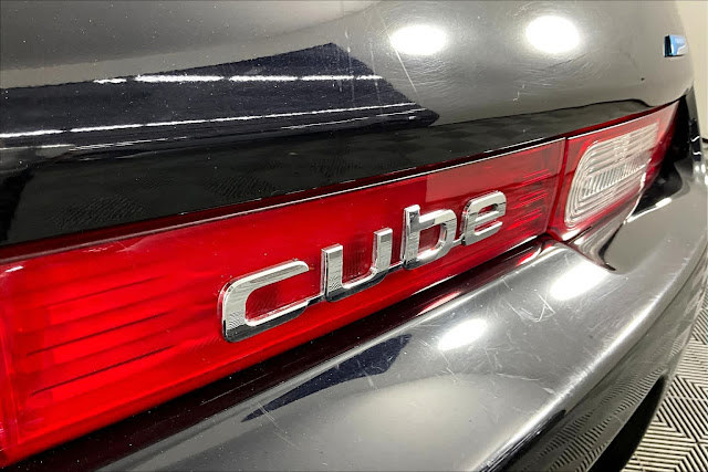 2014 Nissan cube S