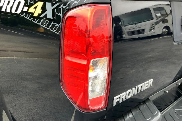 2019 Nissan Frontier PRO-4X Crew Cab 4x4 Auto