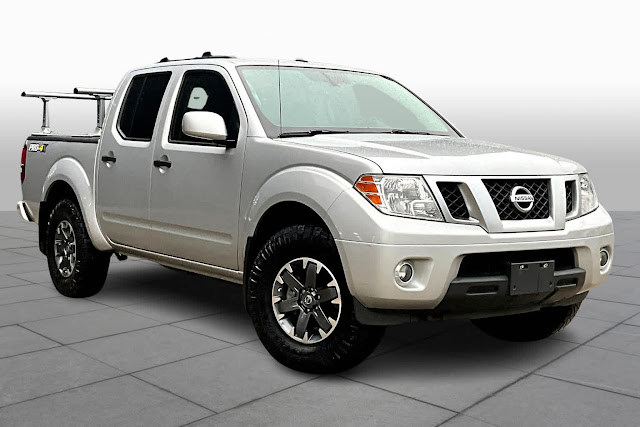 2019 Nissan Frontier PRO-4X Crew Cab 4x4 Manual