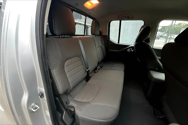 2019 Nissan Frontier PRO-4X Crew Cab 4x4 Manual